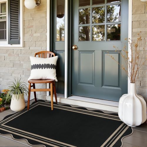 LORWER Scalloped Easy Jute 3x5 Outdoor Rug, Washable Rugs for Entryway Black Front Door Mat, Farmhouse Neutral Non Slip Indoor Carpet for Patio Living Room Backyard
