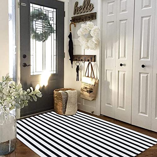 Black and White Outdoor Rug 35.4" x59" Front Porch Rug Door Mat Washable Farmhouse Layered Door Mats Cotton Hand-Woven Welcome Mats Throw Carpet for Entryway/Home Entrance/Laundry Room