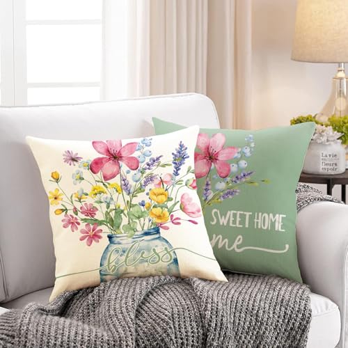 WOKANI Outdoor Throw Pillow Covers 18x18 Set of 4 Spring Summer Garden Flowers Farmhouse Patio Decorative Cushion Covers Home Decor Couch for Sofa Bedroom Livingroom