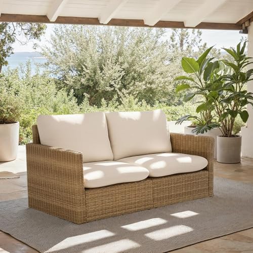 SAFAVIEH Outdoor Patio Furniture Collection – Emma Natural Rattan & Taupe Cushion Sofa, Modern Outdoor Seating (PAT7564A)