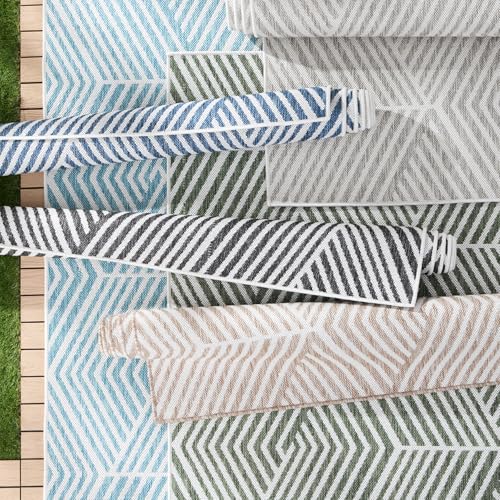Nicole Miller New York Patio Country Ombre Geo Indoor Outdoor Area Rug, UV Fade Resistant, Low Pile, Beige/Cream, 7'9"x10'2"
